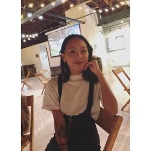 Meet your Posher, Samantha